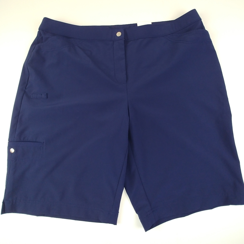 NWT Chico’s Weekender Navy Golf Shorts Size 16